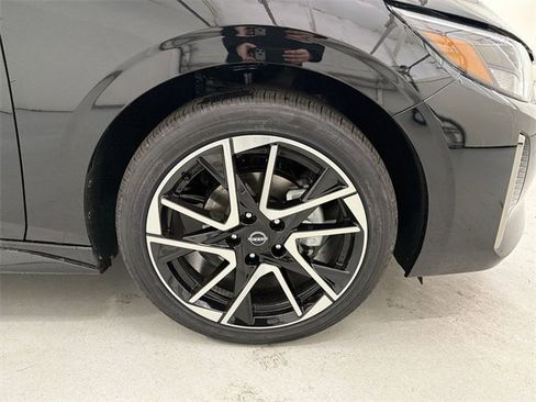 New 2025 Nissan Sentra SR image 14