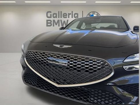 Used 2026 Genesis G70 2.5T RWD image 3