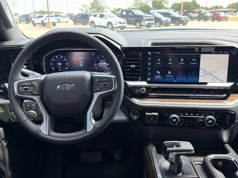 New 2026 Chevrolet Silverado 1500 RST w/ Z71 Off-Road Package AWD/4WD image 29