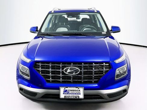New 2026 Hyundai Venue SEL image 2