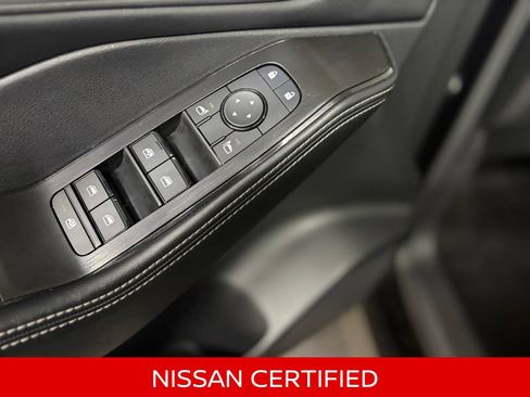 Certified 2025 Nissan Rogue SV AWD/4WD image 24