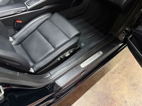 Used 2015 Porsche 911 Carrera S image 25