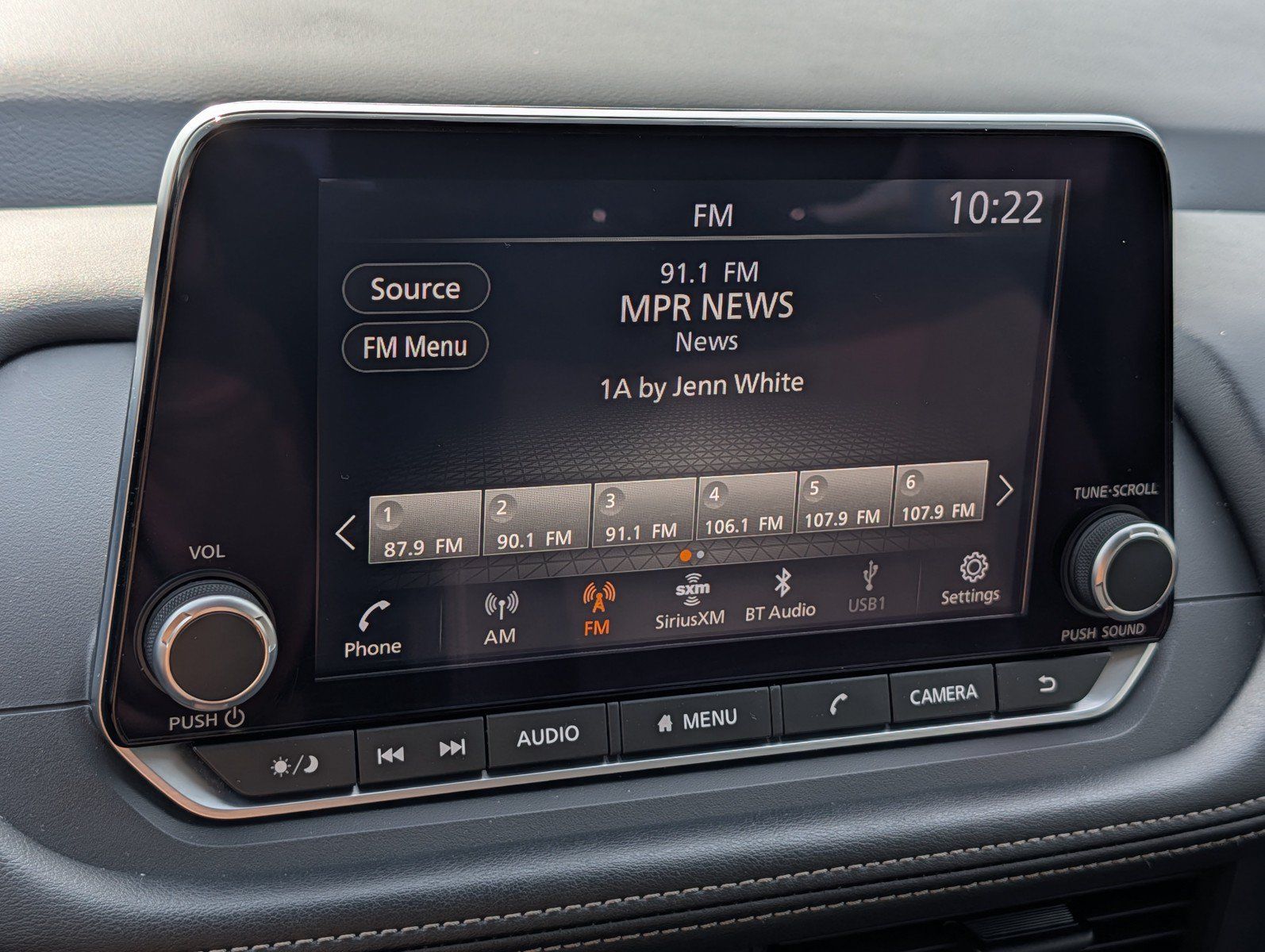 Used 2024 Nissan Rogue S FWD image 21
