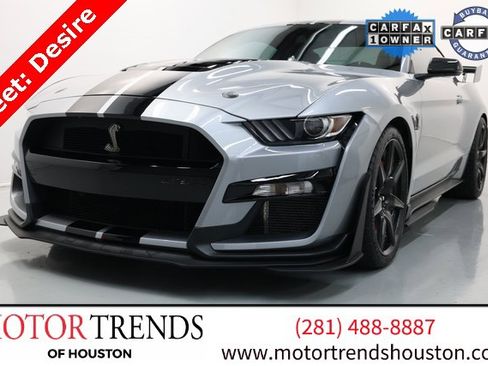 Used 2022 Ford Mustang Shelby GT500 w/ Carbon Fiber Track Pack image 1