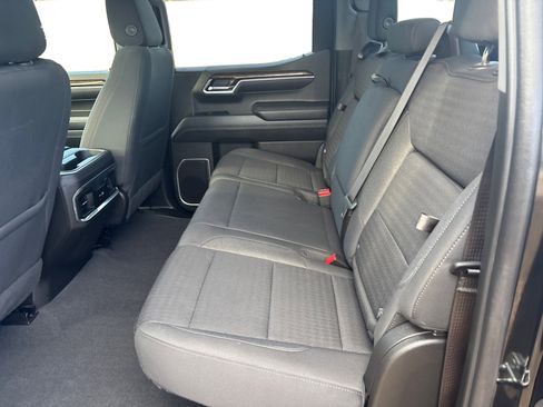 Used 2022 GMC Sierra 1500 Elevation image 10