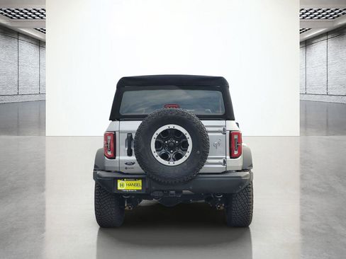 Used 2023 Ford Bronco Badlands w/ Sasquatch Package AWD/4WD image 6