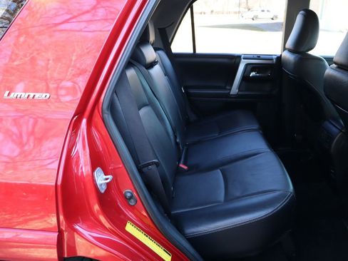 Used 2015 Toyota 4Runner Limited image 22