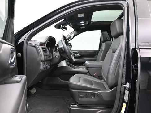 Used 2023 Chevrolet Tahoe Z71 w/ Luxury Package image 9