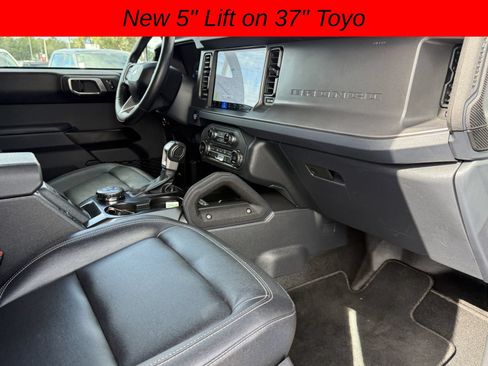 Used 2025 Ford Bronco Badlands AWD/4WD image 14