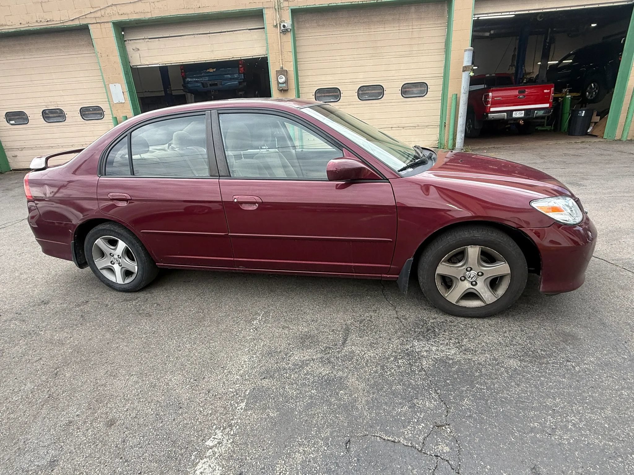 Used 2004 Honda Civic EX image 2