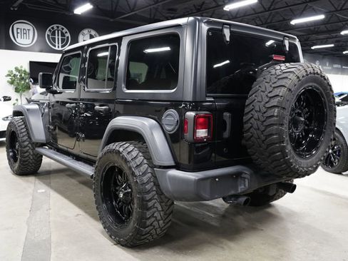 Used 2020 Jeep Wrangler Unlimited Sport AWD/4WD image 3