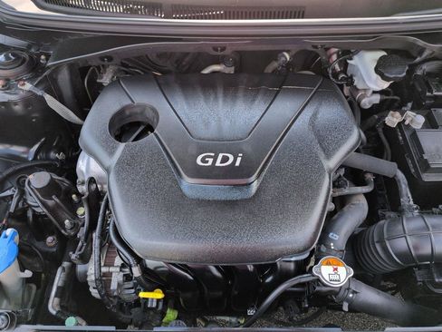 Used 2014 Hyundai Veloster w/ Style Package 02 FWD image 35