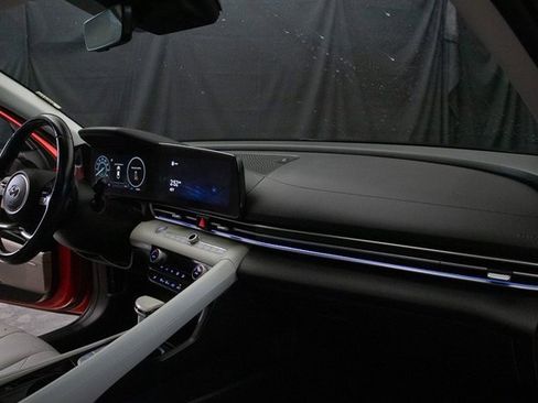 Used 2021 Hyundai Elantra Limited w/ Cargo Package image 15