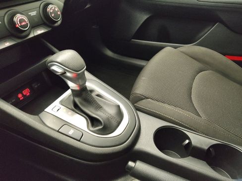 Used 2020 Kia Forte LXS image 26