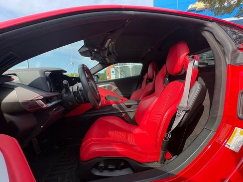 Used 2022 Chevrolet Corvette Stingray Preferred Cpe w/ Z51 Performance Package RWD image 19