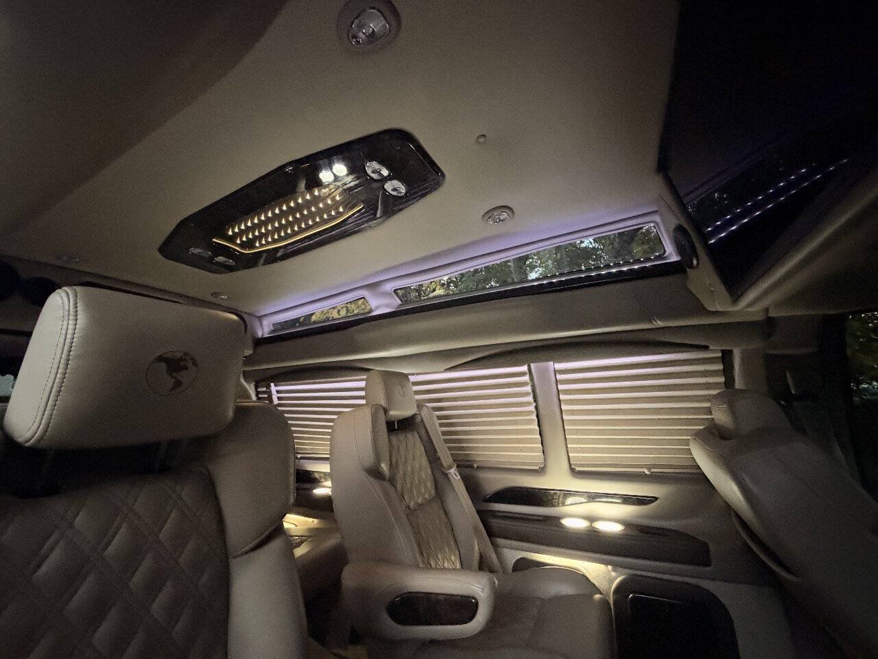 Used 2022 GMC Savana 2500 w/ Enhanced Convenience Package RWD image 23