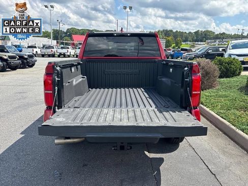 Used 2025 Toyota Tacoma SR5 AWD/4WD image 26