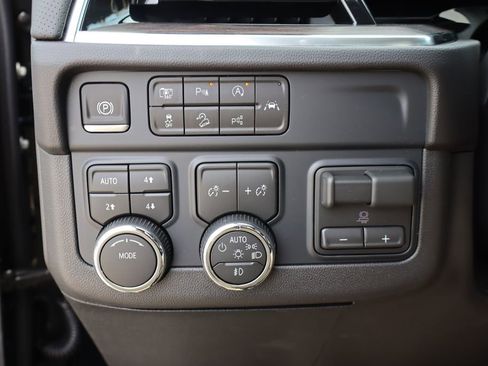 New 2026 Chevrolet Tahoe Premier AWD/4WD image 17