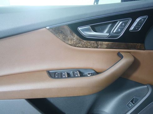 Used 2017 Audi Q7 2.0T Premium Plus image 9