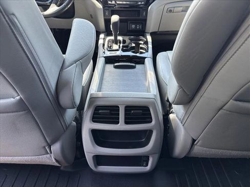 Used 2017 Honda Ridgeline RTL-E image 18