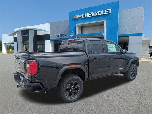 New 2025 GMC Canyon Elevation w/ Convenience Package image 6