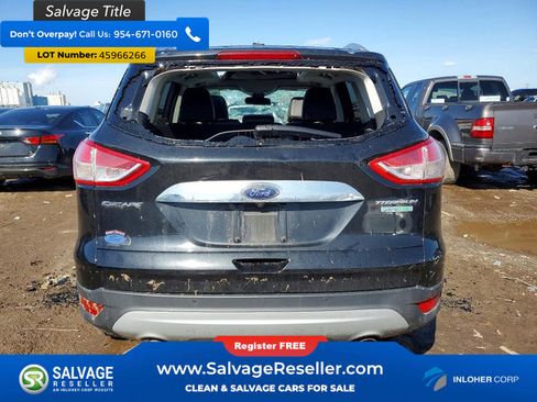 Used 2015 Ford Escape Titanium image 2