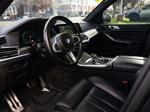 Used 2022 BMW X7 xDrive40i w/ M Sport Package image 20