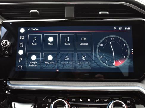 Used 2022 GMC Sierra 1500 Denali w/ Denali Reserve Package image 32