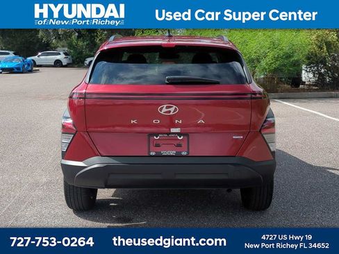 Certified 2024 Hyundai Kona SEL w/ Convenience Package AWD/4WD image 4