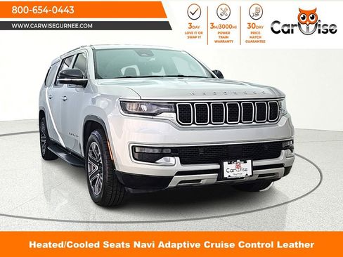 Used 2024 Jeep Wagoneer L Series II w/ Flexible Seating Group AWD/4WD image 1