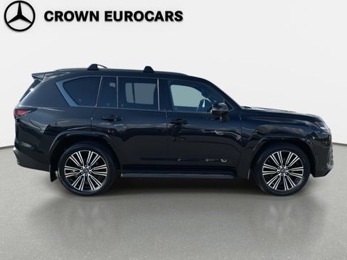 Used 2024 Lexus LX 600 4WD w/ Appearance Package image 4