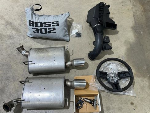 Used 2012 Ford Mustang Boss 302 w/ Boss 302 Accessory Pkg image 13