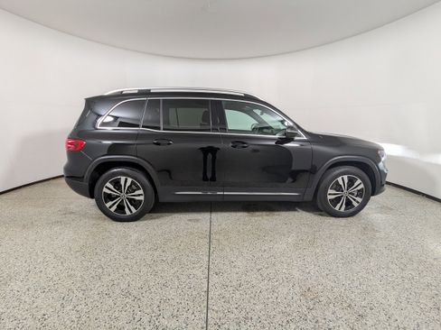 Used 2025 Mercedes-Benz GLB 250 GLB 250 SUV image 7