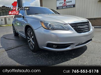 Used 2013 Chrysler 200 Touring w/ S Exterior Appearance Pkg