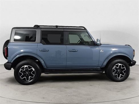 Certified 2024 Ford Bronco Outer Banks image 6