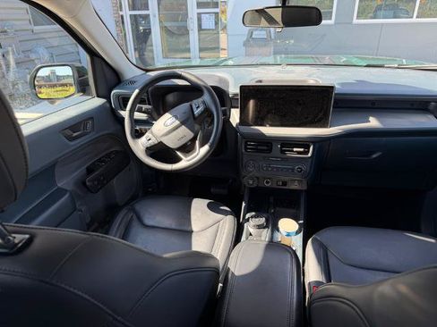 Certified 2025 Ford Maverick Lariat w/ Black Appearance Package AWD/4WD image 5