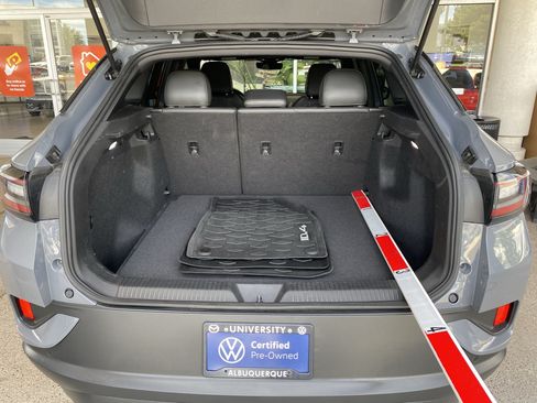Certified 2023 Volkswagen ID.4 Pro AWD/4WD image 21
