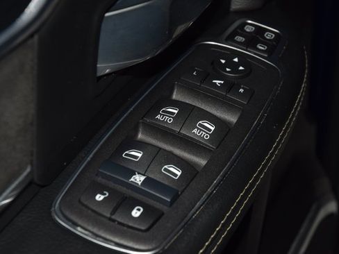 Used 2024 RAM 2500 Laramie w/ Night Edition image 46