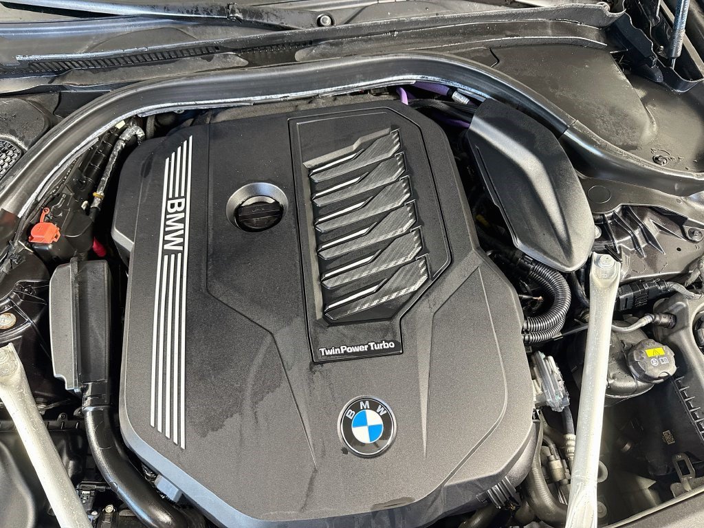 Used 2021 BMW 540i xDrive w/ Premium Package AWD/4WD image 38
