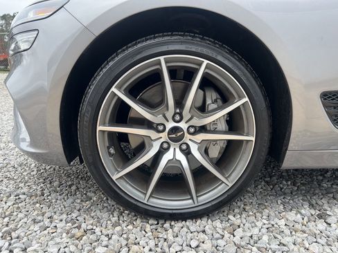 Used 2025 Genesis G70 2.5T image 7