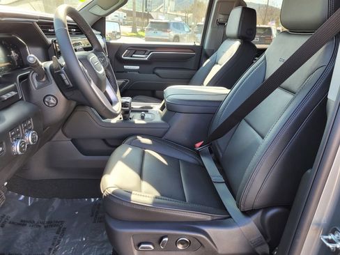 New 2026 GMC Sierra 1500 Denali w/ Denali Reserve Package AWD/4WD image 11