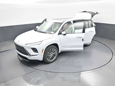 New 2026 Buick Enclave Avenir w/ Super Cruise Package AWD/4WD image 50