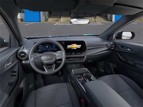 New 2026 Chevrolet Equinox LT w/ LPO, Floor Liner Package image 15