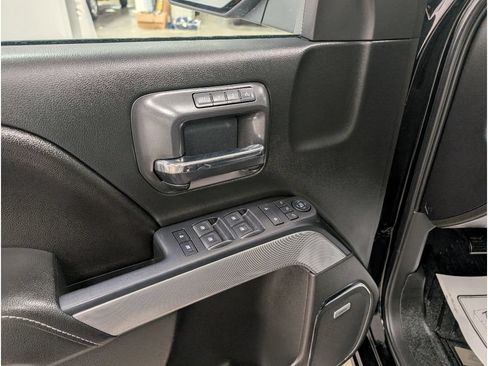 Used 2016 Chevrolet Silverado 1500 LTZ Z71 w/ LTZ Plus Package AWD/4WD image 8