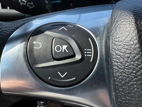 Used 2022 Ford Transit Connect XLT FWD image 16