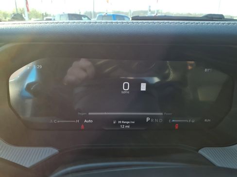 New 2026 Jeep Cherokee Limited image 10