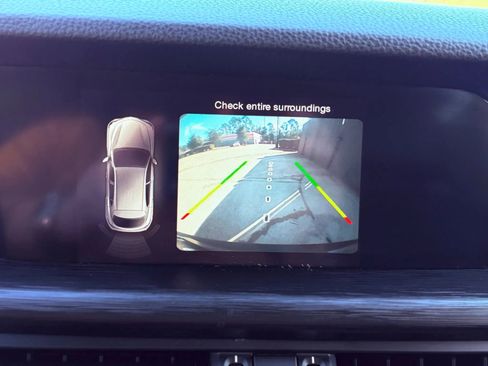 Used 2018 Alfa Romeo Stelvio AWD w/ Convenience Package image 25