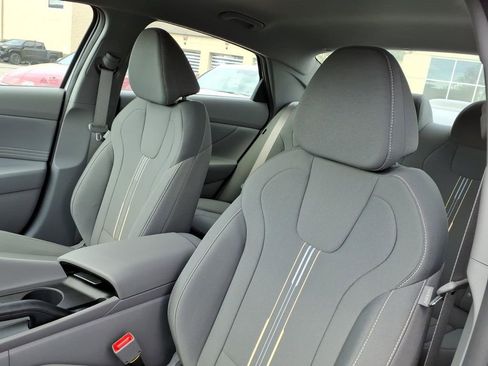 New 2026 Hyundai Elantra Sport FWD image 15