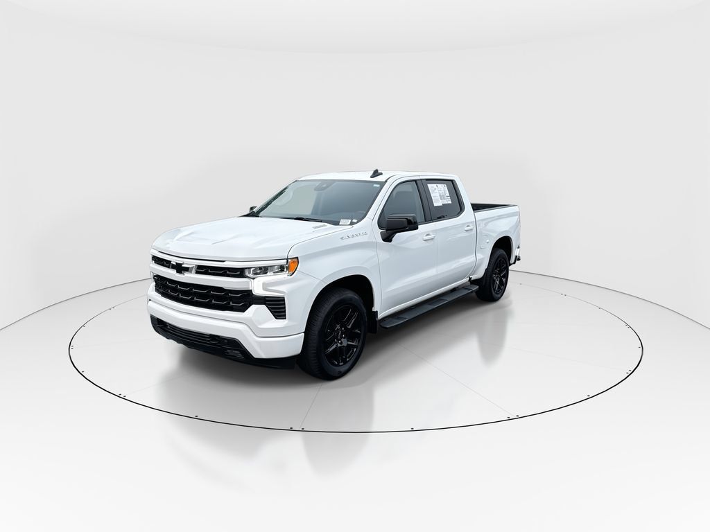 Used 2025 Chevrolet Silverado 1500 RST RWD image 4