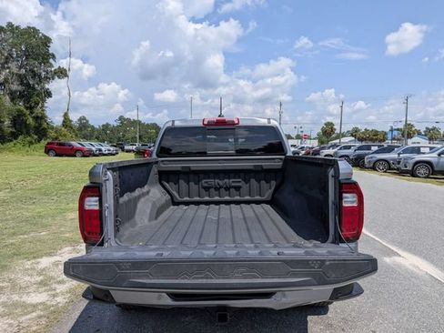 Used 2025 GMC Canyon Elevation w/ Convenience Package AWD/4WD image 13